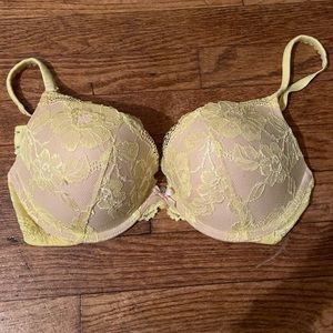 Victoria Secret Bra 38C